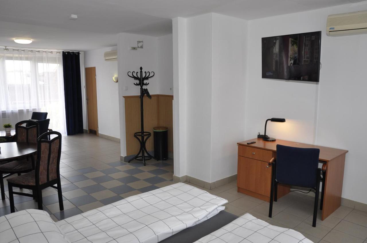 Ferienwohnung Bagdus Kattowitz Exterior foto
